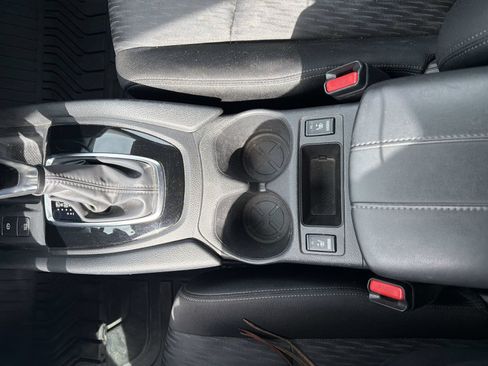 Used 2020 Nissan Rogue SV w/ Premium Package AWD/4WD image 23