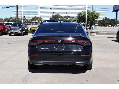 Used 2024 Honda Accord LX image 5