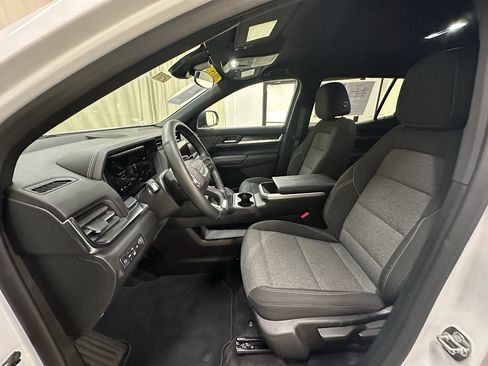 Certified 2025 GMC Terrain Elevation image 28