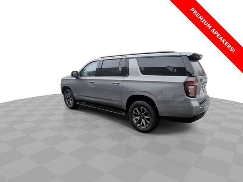 Used 2024 Chevrolet Suburban Z71 w/ Luxury Package image 6