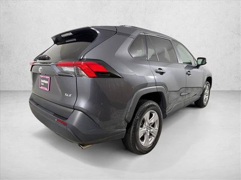 Used 2025 Toyota RAV4 XLE FWD image 3