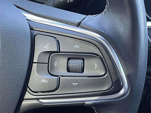 Used 2022 Buick Encore GX Select image 23