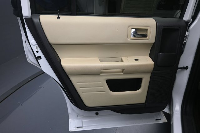 Used 2016 Ford Flex SE FWD image 21