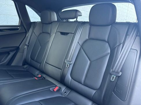 New 2026 Porsche Macan S image 7