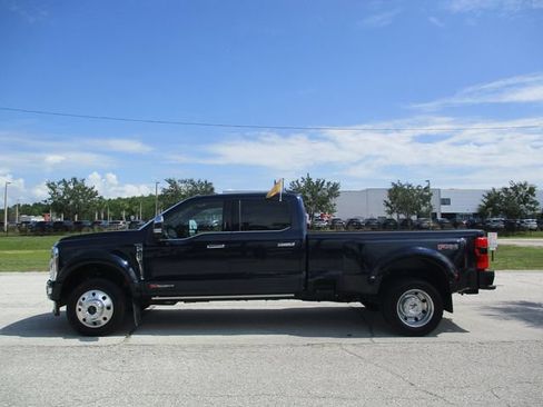 Certified 2024 Ford F450 Platinum w/ FX4 Off-Road Package AWD/4WD image 4