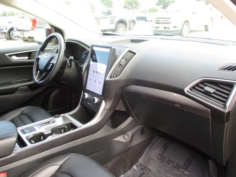 Used 2024 Ford Edge SEL w/ Convenience Package AWD/4WD image 39