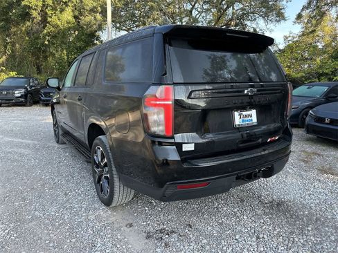 Used 2024 Chevrolet Suburban RST image 4