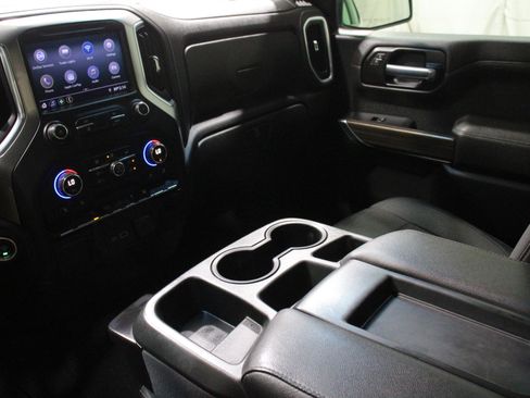 Used 2021 Chevrolet Silverado 1500 LT RWD image 20