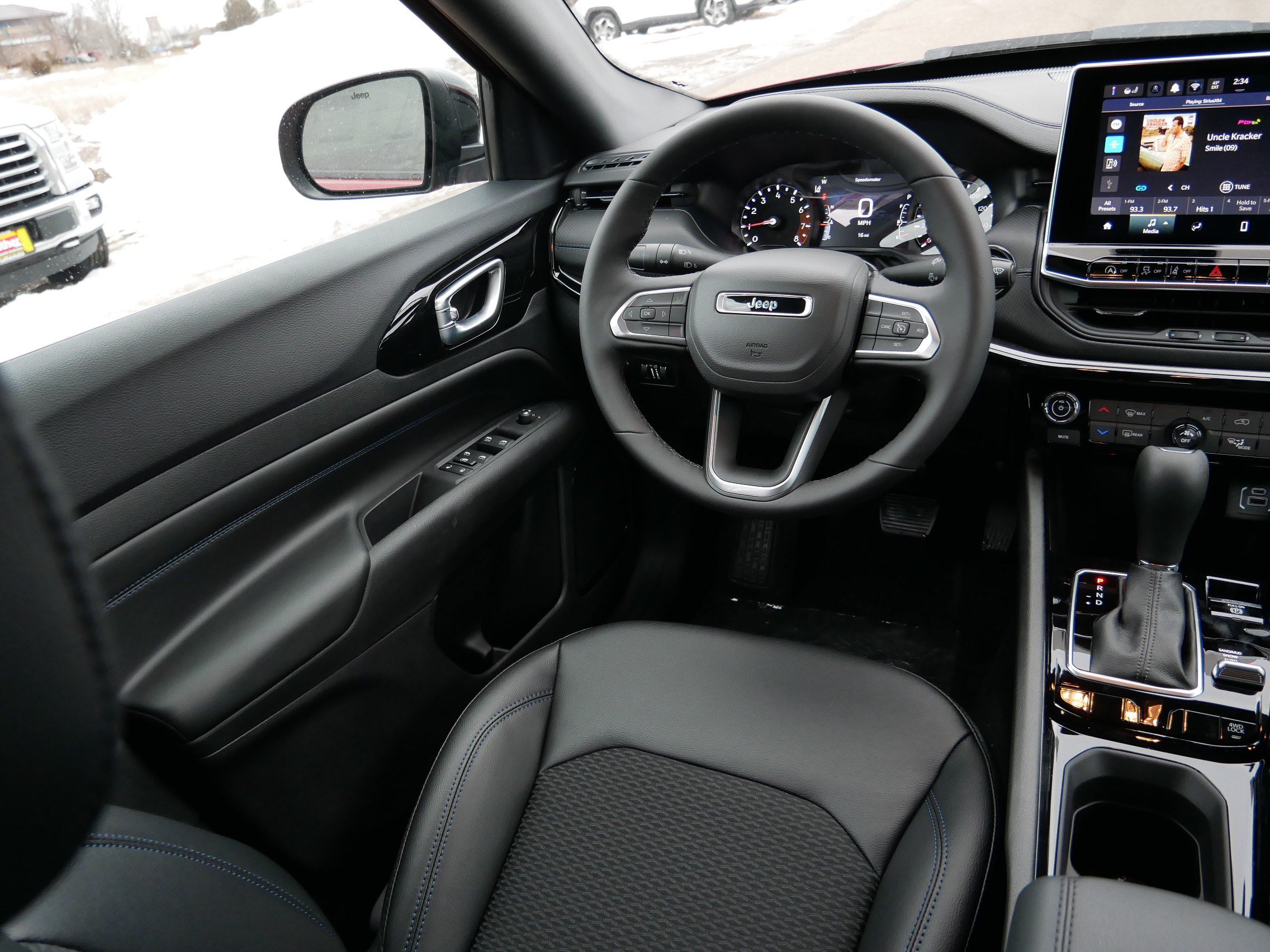 New 2026 Jeep Compass Latitude AWD/4WD image 9