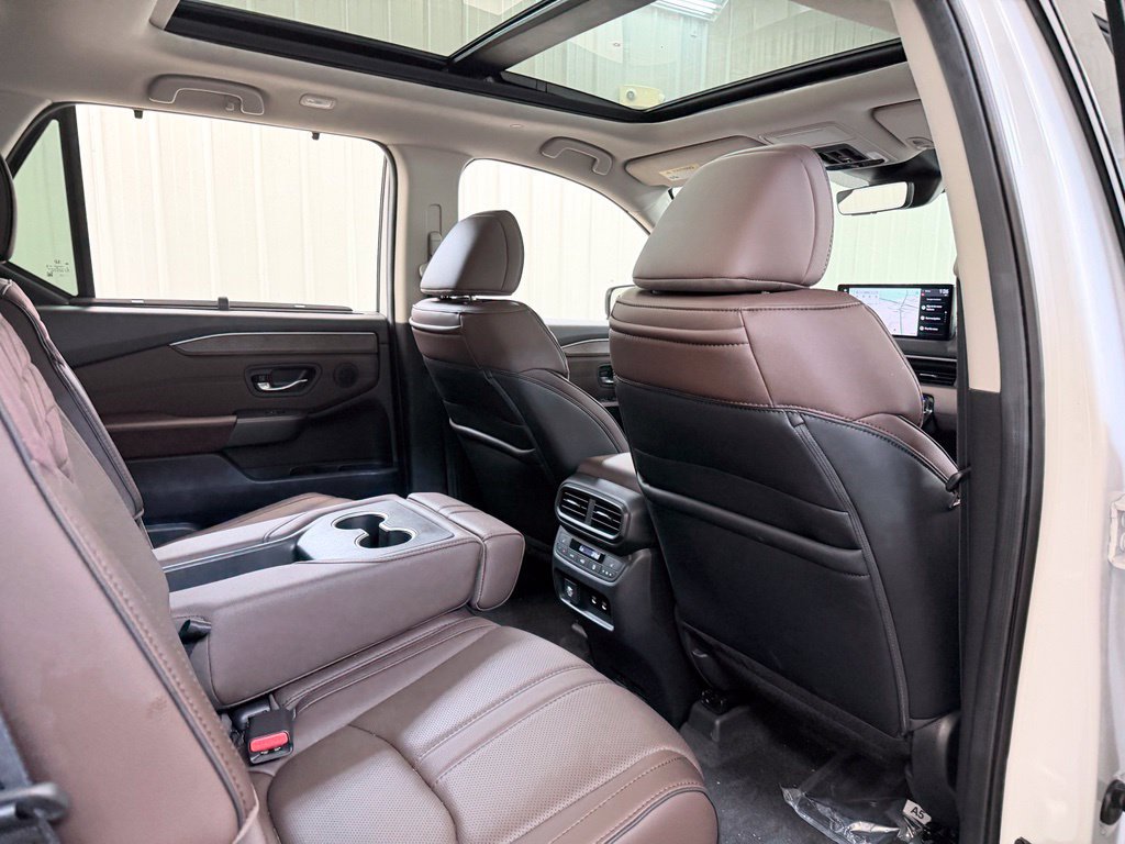 Used 2026 Honda Pilot Elite image 34