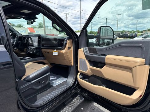 New 2026 Ford F350 Lariat w/ Lariat Premium Package AWD/4WD image 38