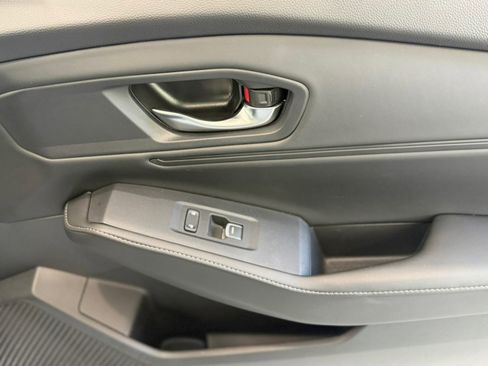Used 2023 Honda Accord Sport image 18