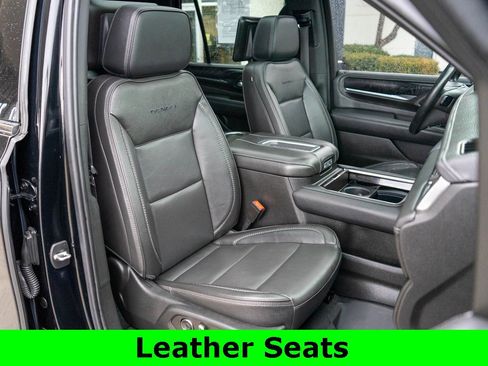 Used 2021 GMC Yukon Denali image 9