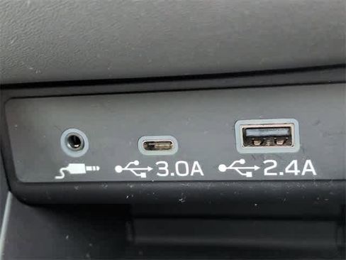 Used 2024 Subaru Outback Onyx Edition image 32