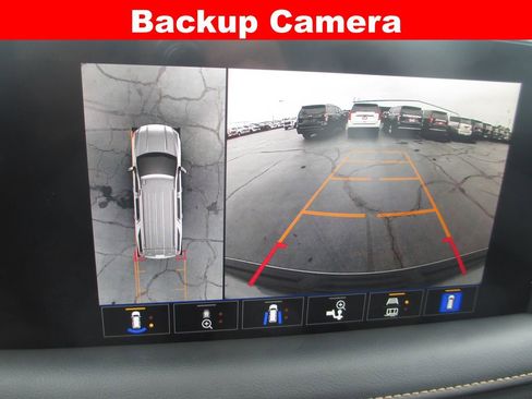 Used 2022 GMC Yukon AT4 AWD/4WD image 18
