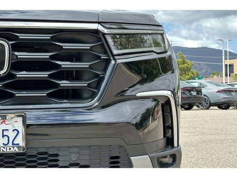 Certified 2025 Honda Pilot EX-L image 54