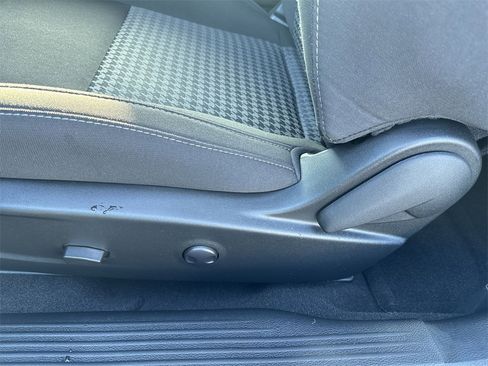 Used 2023 Dodge Challenger R/T w/ Blacktop Package image 18