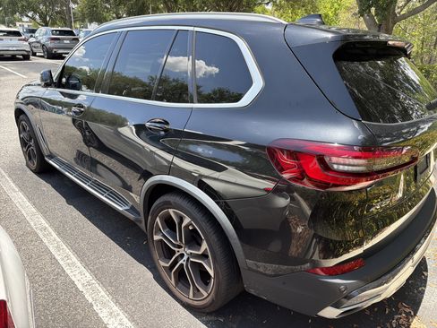 Used 2023 BMW X5 sDrive40i w/ Premium Package RWD image 3