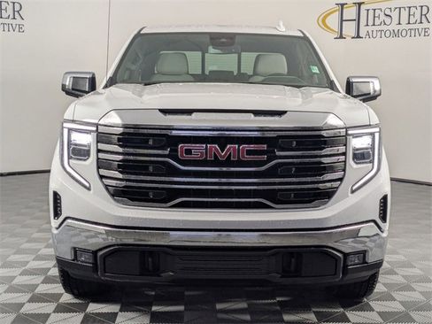 Used 2023 GMC Sierra 1500 SLT w/ SLT Premium Package image 3