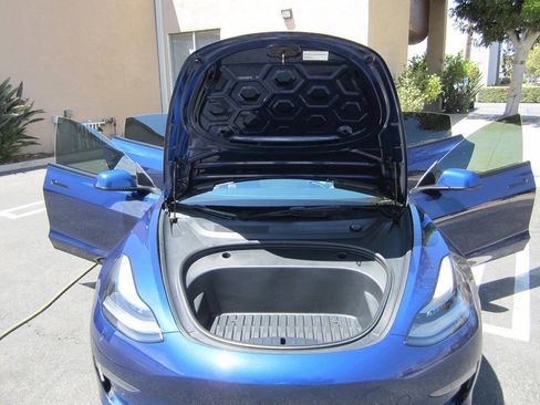 Used 2022 Tesla Model 3 RWD image 11