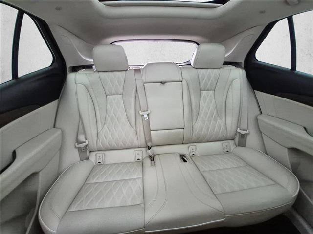 Used 2023 Buick Envision Avenir AWD/4WD image 23