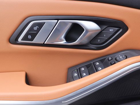 Used 2023 BMW 330i Sedan w/ Driving Assistance Package image 21