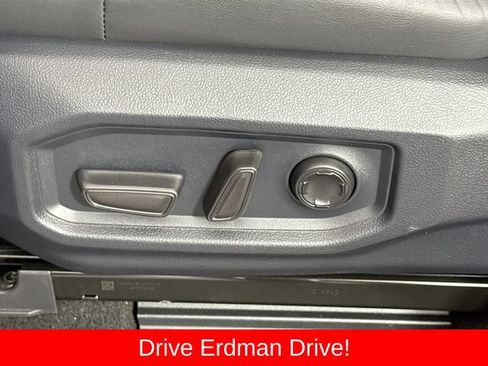 Used 2023 Toyota Tundra Platinum w/ Advanced Package AWD/4WD image 12