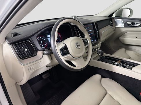 Used 2018 Volvo XC60 T5 Inscription w/ Convenience Package AWD/4WD image 10