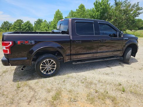 Used 2018 Ford F150 XLT w/ Equipment Group 302A Luxury AWD/4WD image 3