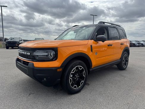 New 2026 Ford Bronco Sport Outer Banks w/ Outer Banks Tech Package+ AWD/4WD image 2