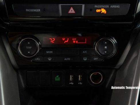 Used 2024 Mitsubishi Eclipse Cross LE image 28