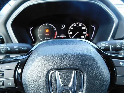 New 2025 Honda Pilot EX-L image 30