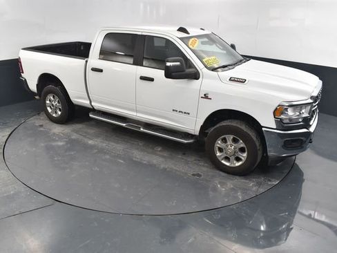 Used 2024 RAM 2500 Big Horn image 29