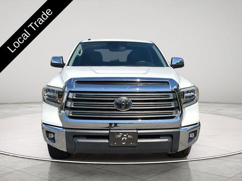 Used 2018 Toyota Tundra Limited w/ Limited Premium Package image 8