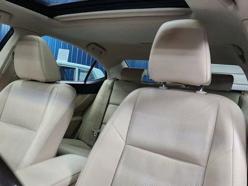 Used 2015 Lexus ES 350 image 9