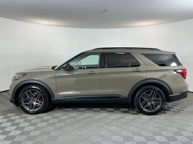 Used 2026 Ford Explorer ST w/ Sun And Sound Package AWD/4WD image 9