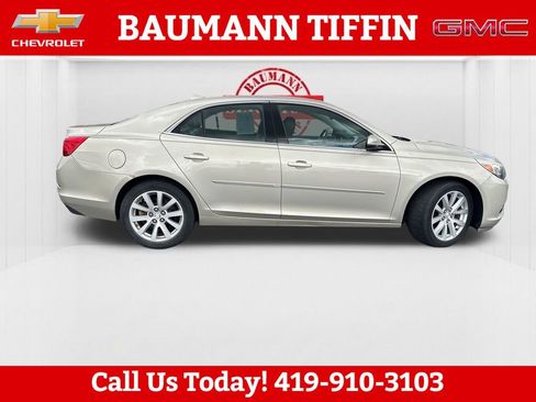 Used 2013 Chevrolet Malibu LT FWD image 2