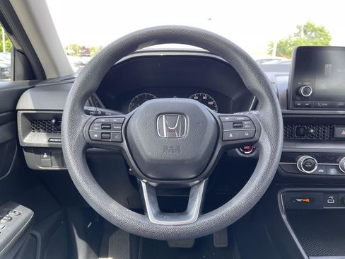 Used 2023 Honda CR-V LX image 6