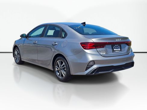 Certified 2024 Kia Forte LXS w/ LXS Technology Package FWD image 11