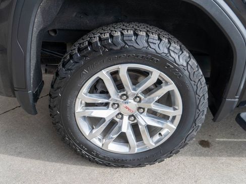 Used 2022 GMC Sierra 1500 SLT w/ SLT Premium Plus Package image 33