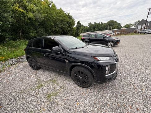 Used 2021 Mitsubishi Outlander Sport SE AWD/4WD image 2
