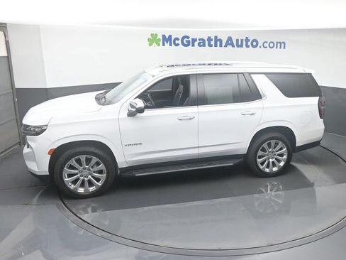 Used 2021 Chevrolet Tahoe Premier w/ Premium Package image 25