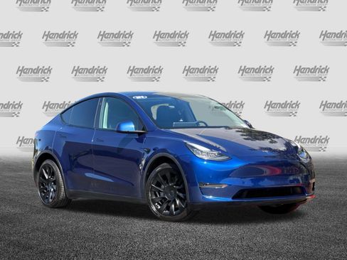 Used 2021 Tesla Model Y Long Range image 2