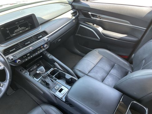 Used 2021 Kia Telluride EX w/ EX Premium Package FWD image 16
