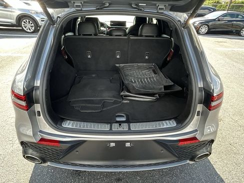 Used 2022 Genesis GV70 3.5T Sport w/ Sport Prestige Package AWD/4WD image 10