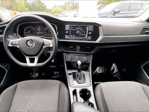 Used 2019 Volkswagen Jetta S image 15