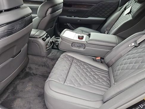 New 2026 Genesis G90 3.5T Prestige image 8