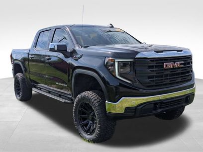 New 2026 GMC Sierra 1500 Pro w/ Pro Value Package