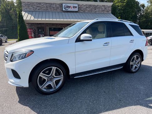 Used 2017 Mercedes-Benz GLE 400 4MATIC image 1
