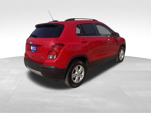 Used 2016 Chevrolet Trax LT w/ LT Sun and Sound Package AWD/4WD image 6